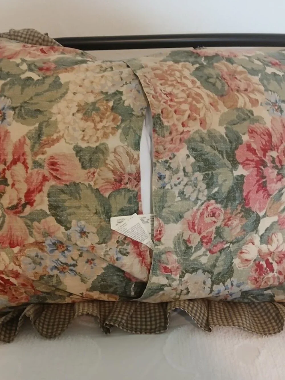 Vintage 90's Cottagecore Standard Size Floral Gingham Ruffled Pillow Sham Set